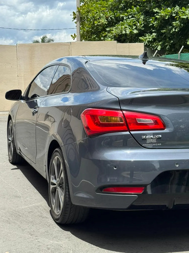 Kia Cerato Koup Race 2.0 Automatico