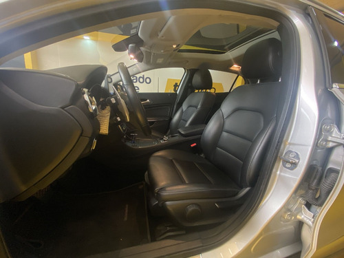 Imagen 16 de 25 de Mercedes Benz Clase Gla 200 Urban 1.6