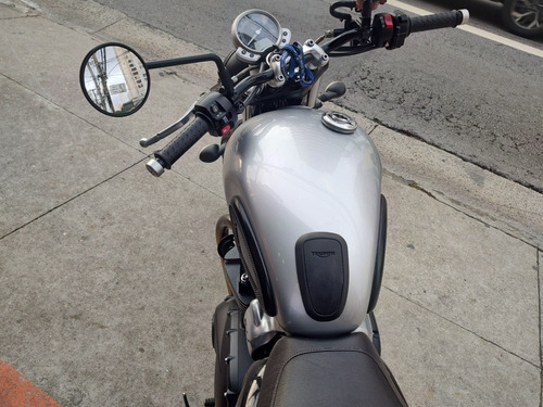 Imagem 10 de 15 de Triumph Street Twin 900