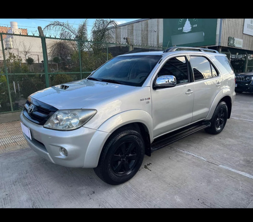 Toyota Hilux SW4 3.0 SRV manual/pana