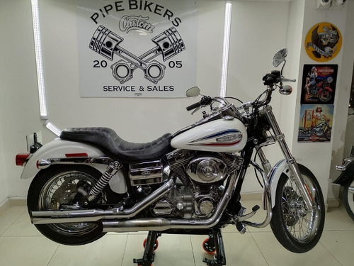 Imagen 6 de 16 de Harley-davidson Dyna Edición Especial 35 Años