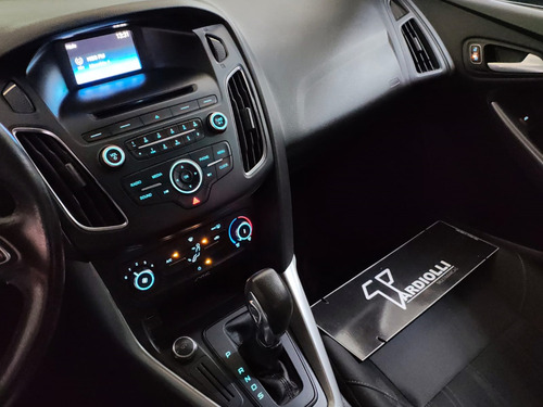 Ford Focus 2.0 SE FASTBACK 16V FLEX 4P POWERSHIFT