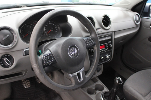 Volkswagen Voyage Highline 1.6 2016 La Plata 033