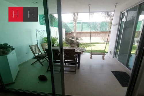 Imagen 4 de 16 de Casa En Venta En Cluster 888