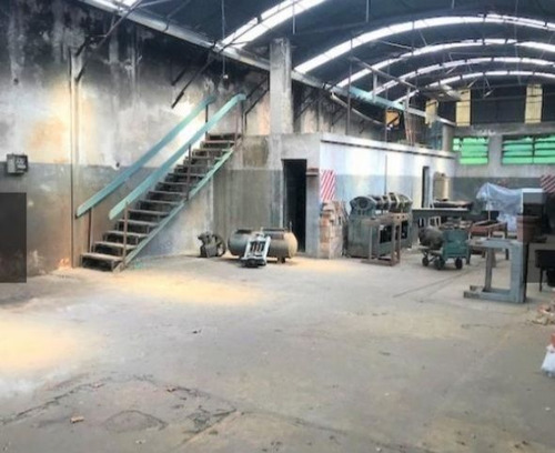 Galpon En Venta En Mataderos