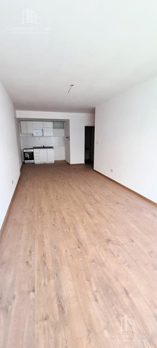 Imagen 6 de 10 de Departamento Monoambiente En Sexto Piso - Caballito