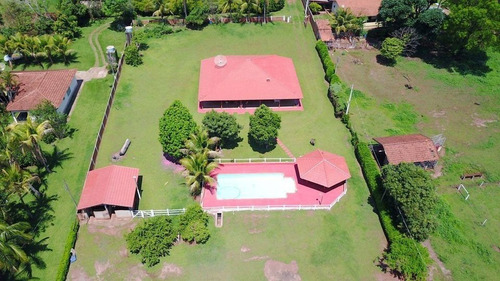 Linda Chácara Em Arealva