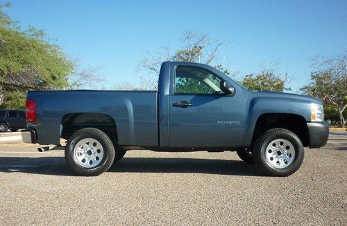 Chevrolet Silverado Ls 4x2 2009 5.3 Automatica Camioneta