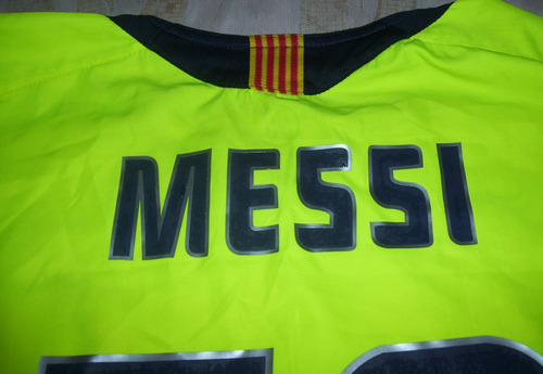 Barcelona De España Hermosa Nike Alterna Fluo 2005 #30 Messi (Usado)