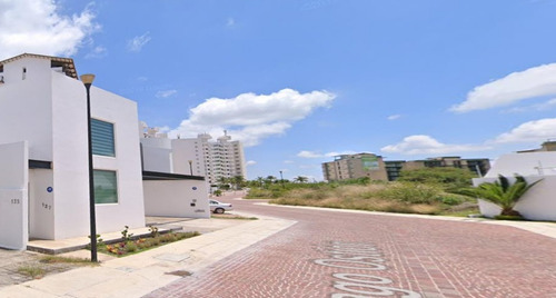 Venta De Casa En Juriquilla Querétaro. Ia