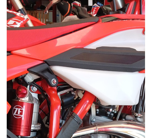 Beta Enduro Rr 200 - 2t - Última - Beta Del Nea
