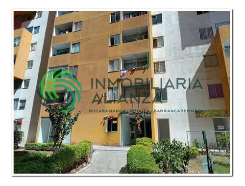 Local En Arriendo En La Feria. Cod A14192