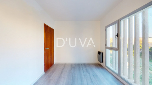 Dúplex Dos Dormitorios En Alquiler Calle 139 E/ 520 Y 521 - La Plata