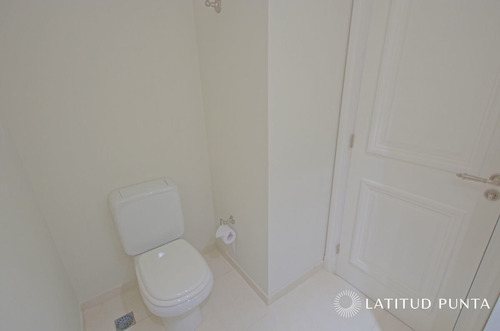 Imagen 8 de 30 de Apartamento En Le Jardin, 3 Suites Más Dependencia