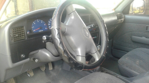 Toyota Hilux 3.0 D/cab 4x2 D Srv 2002
