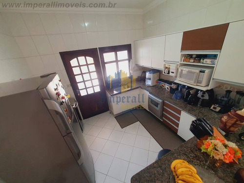 Imagem 8 de 15 de Sobrado 4 Dormitórios 2 Suítes Jardim América Sjcampos Sp 180 M² - 1077