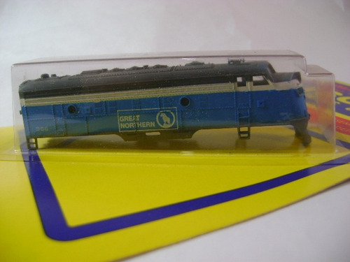 Imagen 2 de 6 de Nico Carroceria Diesel F 9 Item 9664 Bachmann N (len 46)