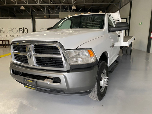 Imagen 6 de 14 de Ram 4000 2013 5.7 4000 Chasis Cabina P 4x2
