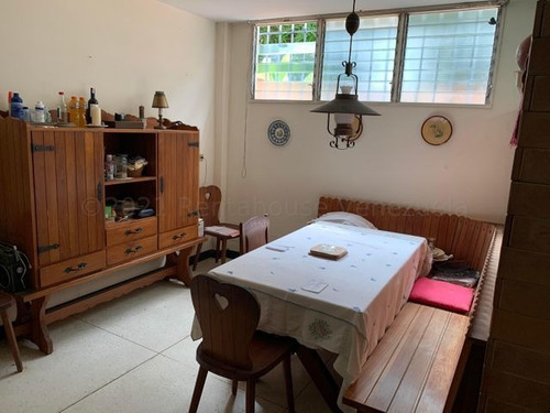 Imagen 12 de 26 de Casa En Venta Prados Del Este 22-11284 Juan Paz 0412-6250686