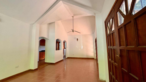 Casa En El Centro De Villa General Belgrano
