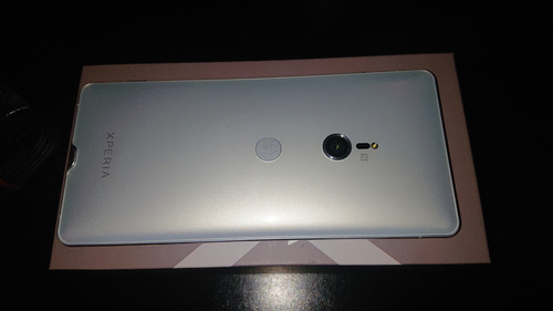 Sony Xperia Xz3 64 Gb, 4 Gb Ram, Ver. Global Plateado (Usado)
