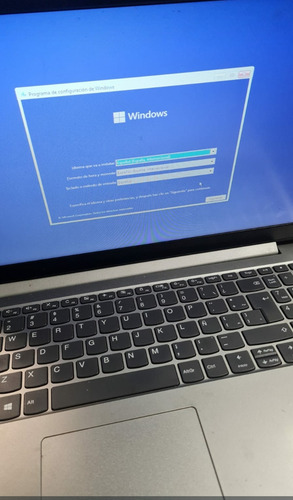 Ideapad 15.6 8gb De Ram - 240gb Ssd - Amd Ryzen 5 2th (Usado)