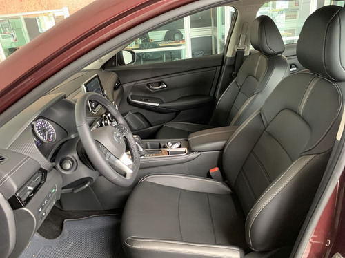 Imagen 14 de 15 de Nissan Sentra 2020 2.0 Exclusive At