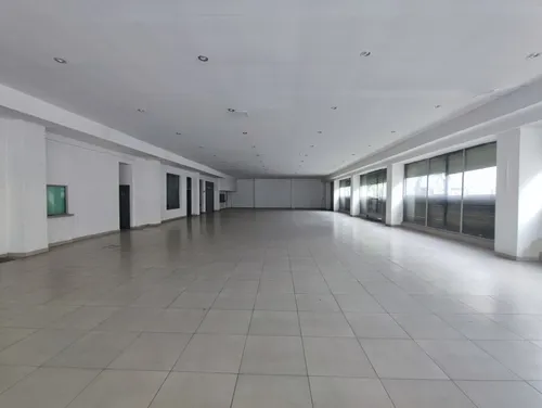 Bodega En Arriendo 1.300m2 Poblado