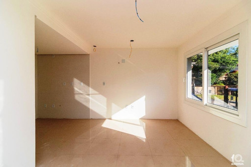 Belo Sobrado Com 2 Dormitórios À Venda, 123 M² Por R$ 430.000 - Camaquã - Porto Alegre/rs - So0152