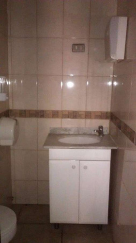 Excelente Oficina Metro Santa Lucia