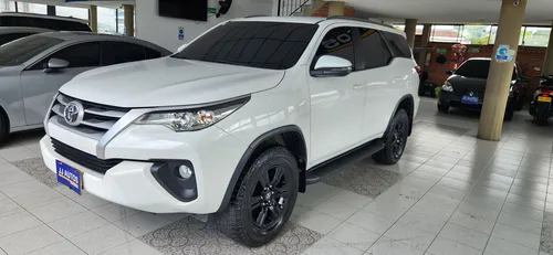 Toyota Fortuner 2.4 Street At 7As