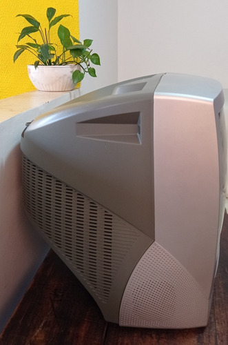 Imagem 7 de 8 de Tv Toshiba Lumina Line Stereo - 20 Funcionando-só Retirada