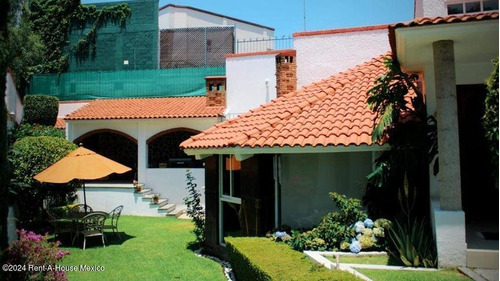 Casa En Venta En Colinas Del Bosque, Tlalpan, Mg24-3066