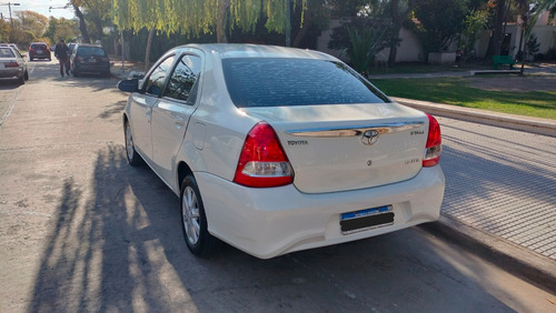 Toyota Etios 1.5 Xls