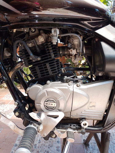 Avenger 220 Cc Bajaj