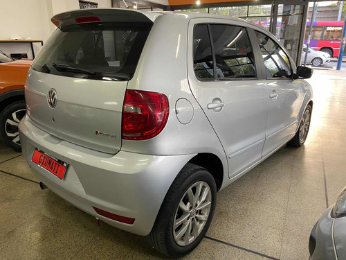 Imagen 5 de 14 de Volkswagen Fox 2012 1.6 Highline Imotion. Segunda Mano