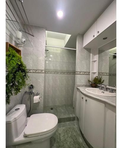 Apartamento En Alquiler Temporal Los Palos Grandes 2h/1b/e