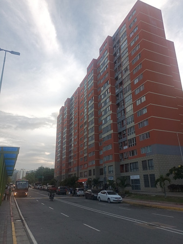 Apartamento En Ciudad (fuerte) Tiuna, Obra Limpia, Caracas 