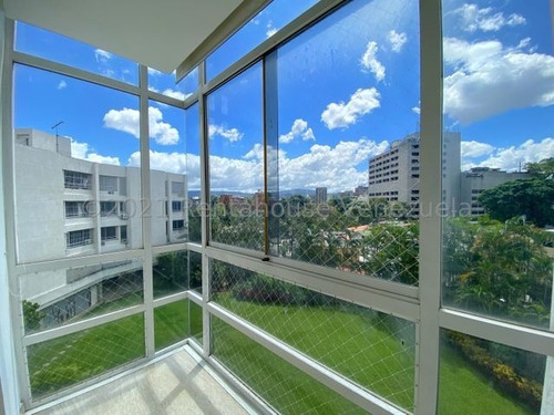 Imagen 4 de 14 de Apartamentos En Venta Altamira 22-11428