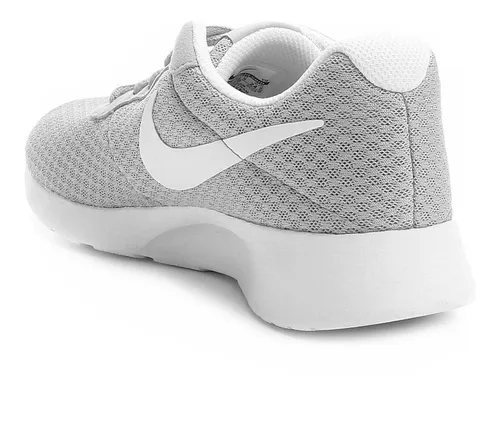 Nike tanjun cheap trainers womens grey
