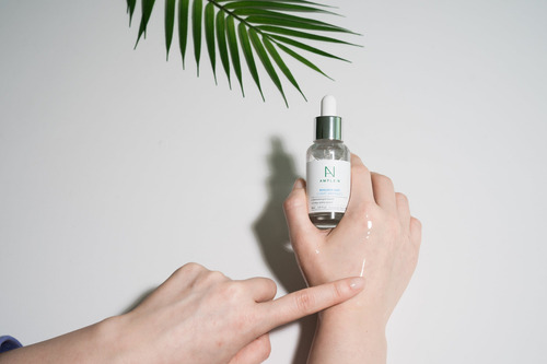 Sérum Facial Fluido Antiedad Amplen Ácido Hialurónico 30ml Momento de aplicación Día/Noche Tipo de piel Grasa