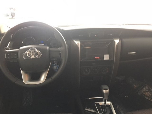 Toyota Sw4 2.8 Tdi Srx 7l 4x4 Aut. 5p