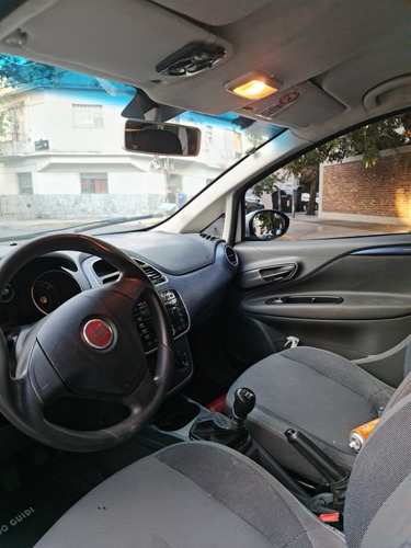 Fiat Punto 1.4 Attractive C/radio Integrada 2013