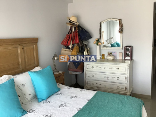 Imagen 7 de 28 de Torre De Categoría Con Piscina En Piso 16