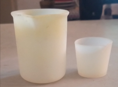 Dos Vasos De Silicona Para Recina