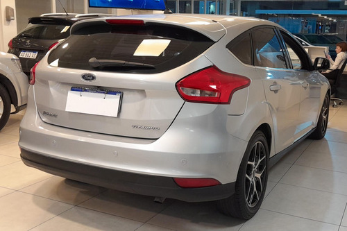 Ford Focus III 2.0 Sedan Titanium At6