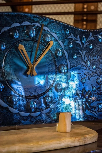 Imagen 3 de 4 de Antiguo Reloj De Mesa Cristal Azul. 7o 0581