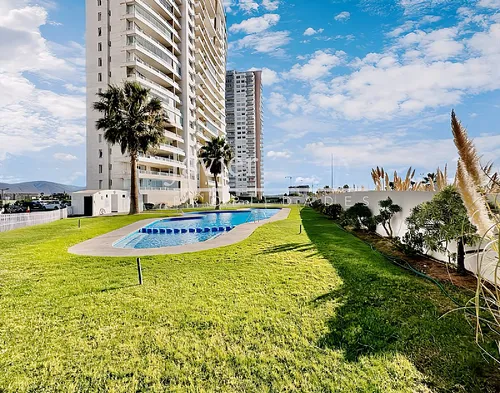 Av Costanera