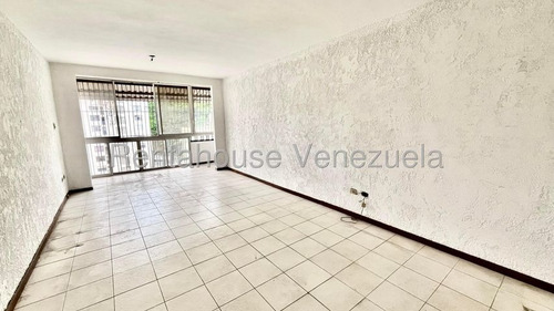 Excelente Ubicacion Clnas De Bello Monte 26-372 Jca