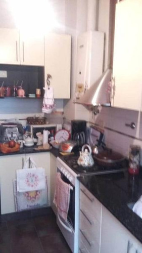 Venta Depto 3 Amb Amplio Al Frente Con Patio Propio * Lanús Oeste Centro